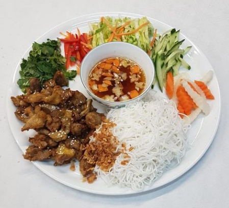 Bún gà nuong